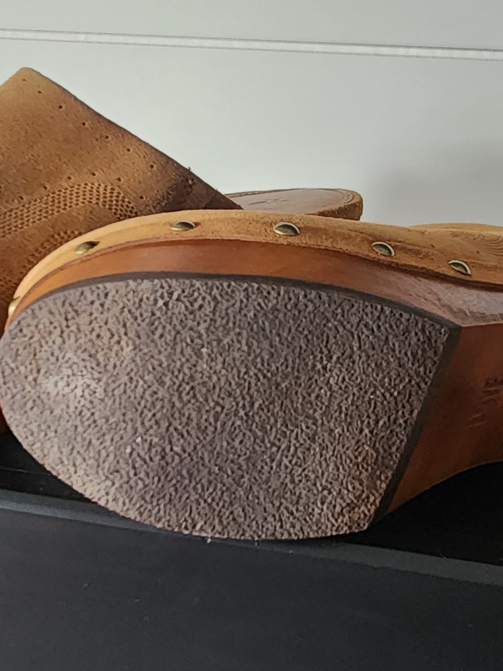 FRYE Leather Clogs - Picture 3 of 5